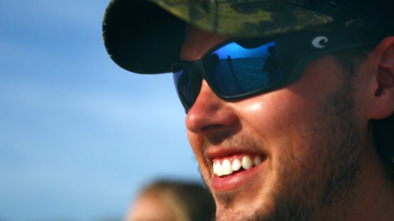 Costa Del Mar BLACKFIN sunglasses - Matte Black/Blue Mirror 580G (GLASS)