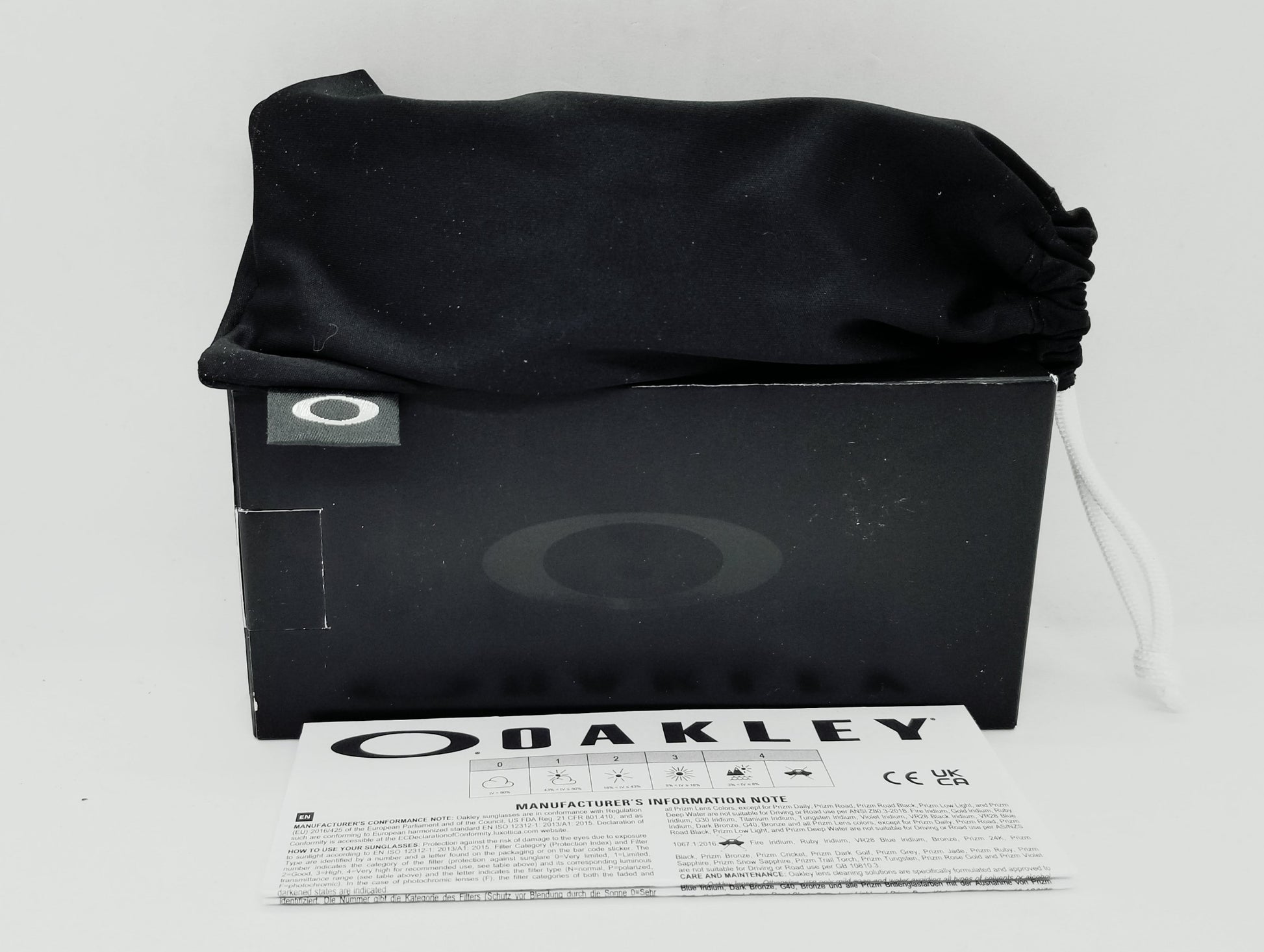 Oakley M2 Frame XL sunglasses - Polished Black/Grey